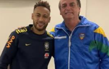 Présidentielle au Brésil: la vedette Neymar soutient Bolsonaro